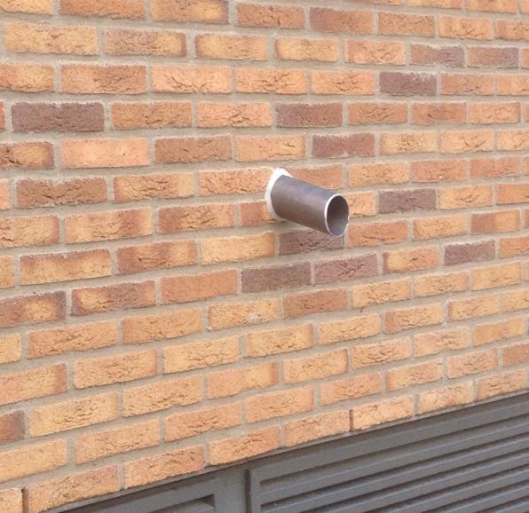 Spuwer geplaatst in woning